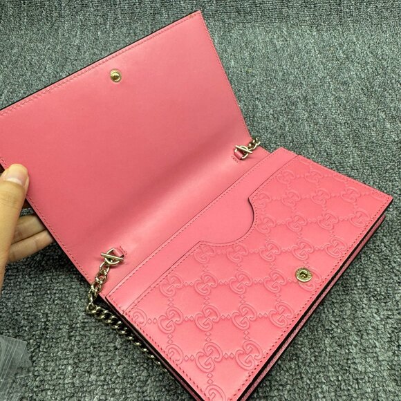 Gucci Leather Shoulder Bag 599-070925 - Picture 12 of 14